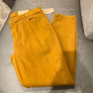 NWT Michael Kors Jeans, size 14